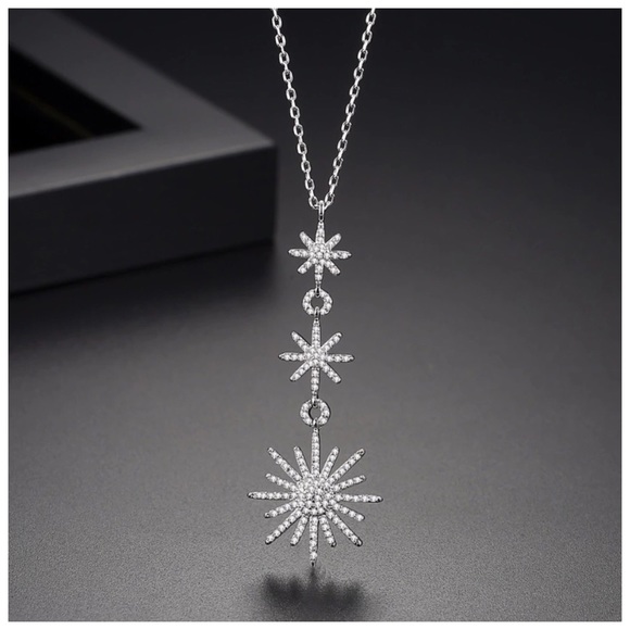 Swarovski Crystals The Seren Starburst Necklace - Picture 2 of 3